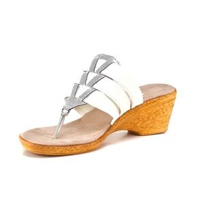 Onex Shana White Wedge Size 7M Sandal